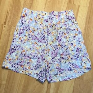 H&M Light Blue Floral Elastic Waist Shorts size M NWT